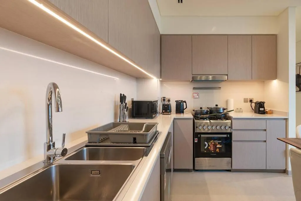 Lux 2 King Bed Suite - Grande Signature Residences Dubai Apartment