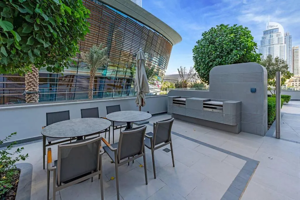 Lux 2 King Bed Suite - Grande Signature Residences Dubai Apartment