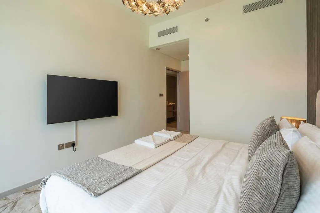 Lux 2 King Bed Suite - Grande Signature Residences Dubai